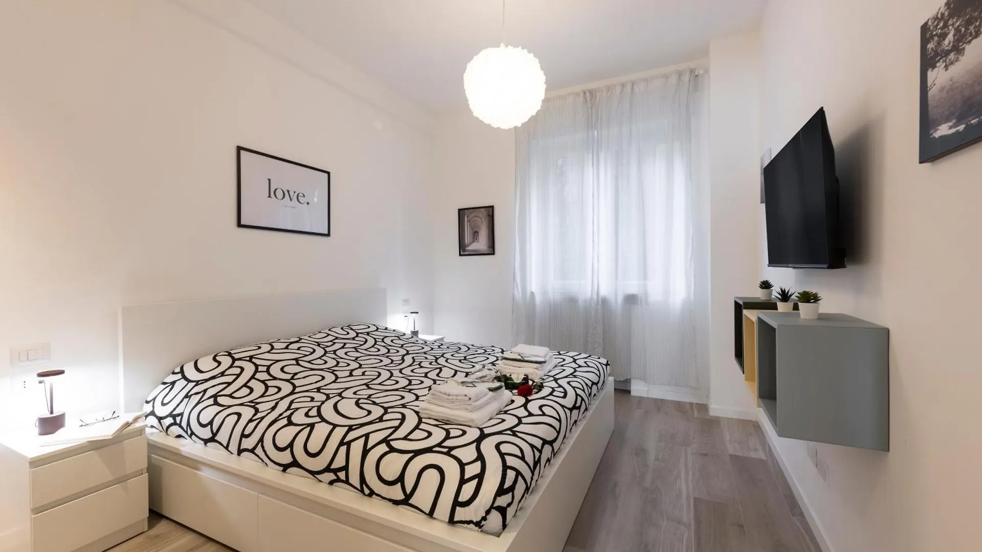 Caracciolo, 28 - Ampio Per 5, Posizione Perfetta Apartment Milan