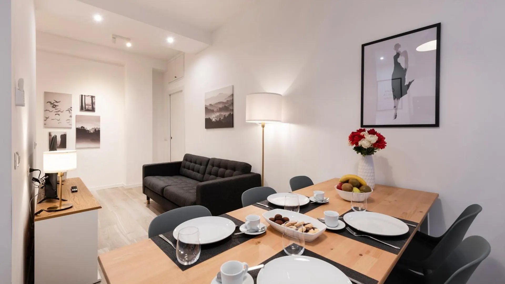 Caracciolo, 28 - Ampio Per 5, Posizione Perfetta Apartment Milan Italy