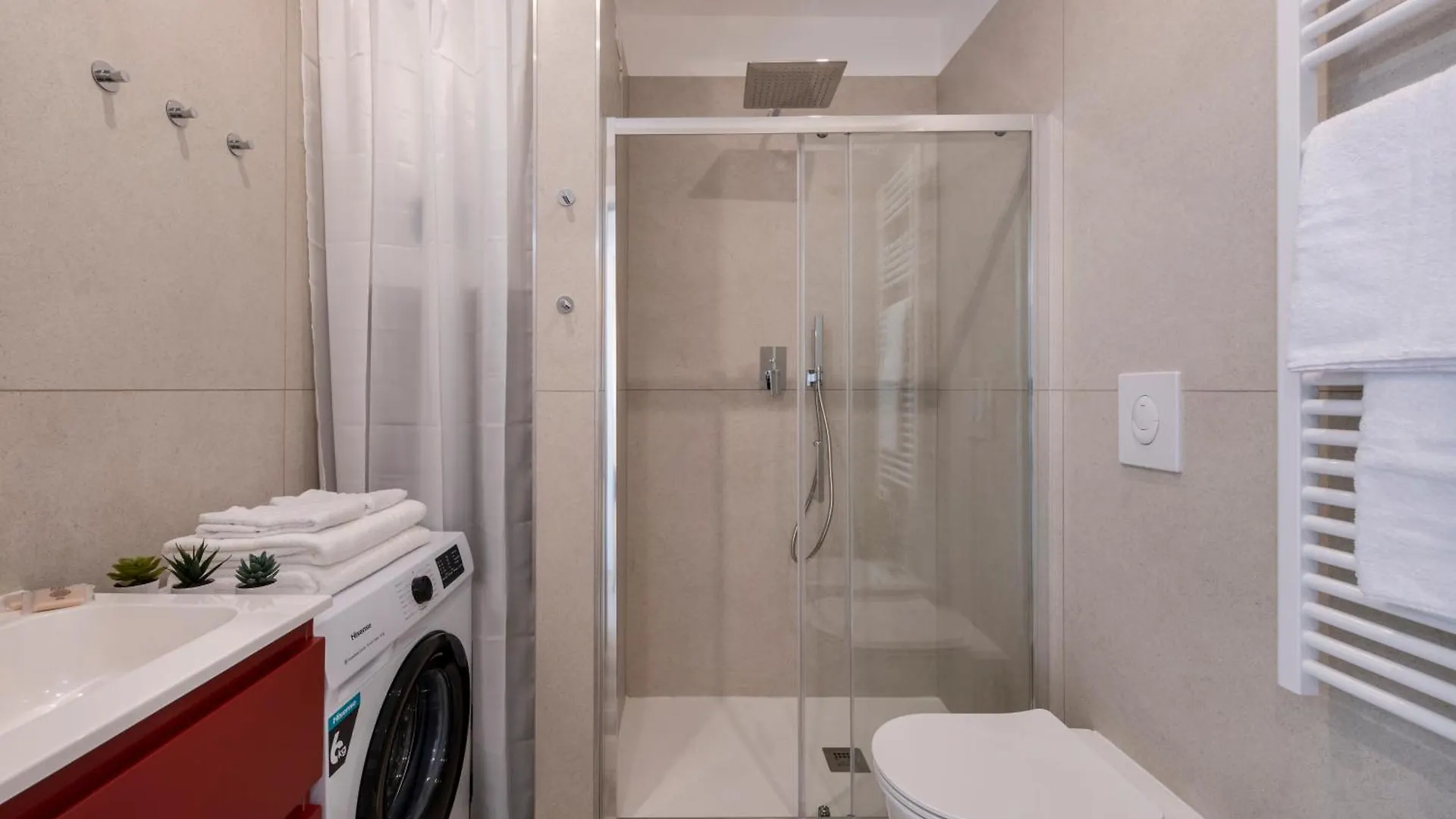 Caracciolo, 28 - Ampio Per 5, Posizione Perfetta Apartment Milan 0*,